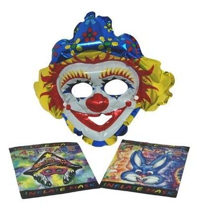 Sortiment an aufblasbaren Masken von Van der Doelen