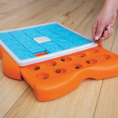 Nina Ottosson Challenge Slider Orange Blue