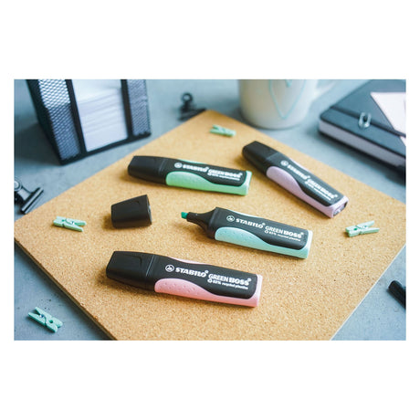 Stabilo Green Boss Pastell – Textmarker – aus 83 % recyceltem Kunststoff – 8-teiliges Schreibtischset – 4 Standard- und 4 Pastellfarben