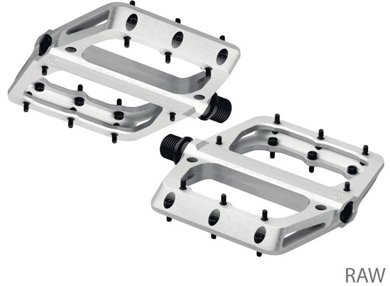 Sixpack-Rennen mit Ihren Teil-Millennium-3.0-Plattformpedalen