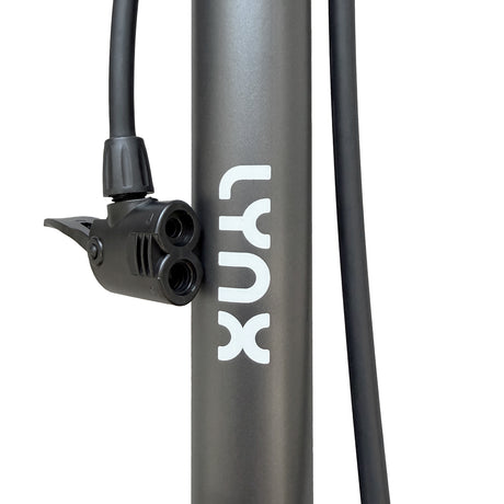 Luchs -Fahrradpumpe mit Manometer schwarz