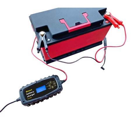 Smartes Batterieladegerät Smartes Batterieladegerät für Blei-, Lithium- und AGM-Batterien