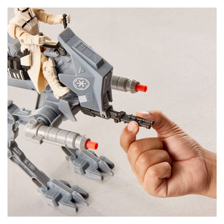 Star Wars Actionverse AT-RT und Imperial Remnant AT-RT Driver – Actionfigur 11 cm