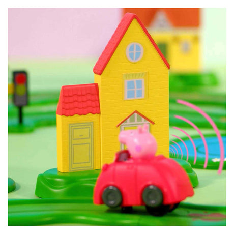Spectron Peppa Pig flitzt herum – Peppas kleines rotes Auto