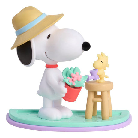Spielen Sie einfach die Sammel-Blindbox „Happy Haul Peanuts Snoopy Moody Mondays“.