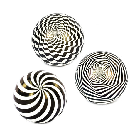 Illusionsball mit hoher Sprungkraft. 3+