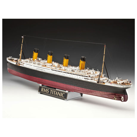 Revell Geschenkset 100 Jahre Titanic