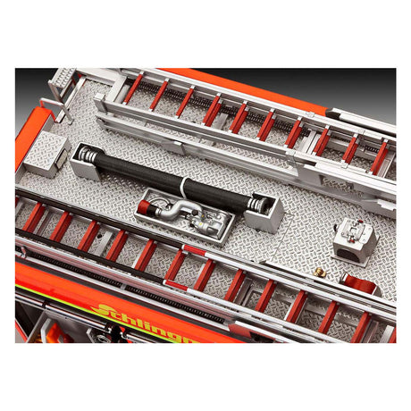 Revell Modellbausatz - Schlingmann LF 20 16 1:24 - 270 Teile.