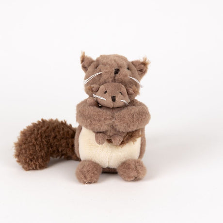 Egmont Kuscheltier Eichhörnchen mit Baby. 15x15x