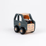 Egmont politieauto met miniatuur figuur.