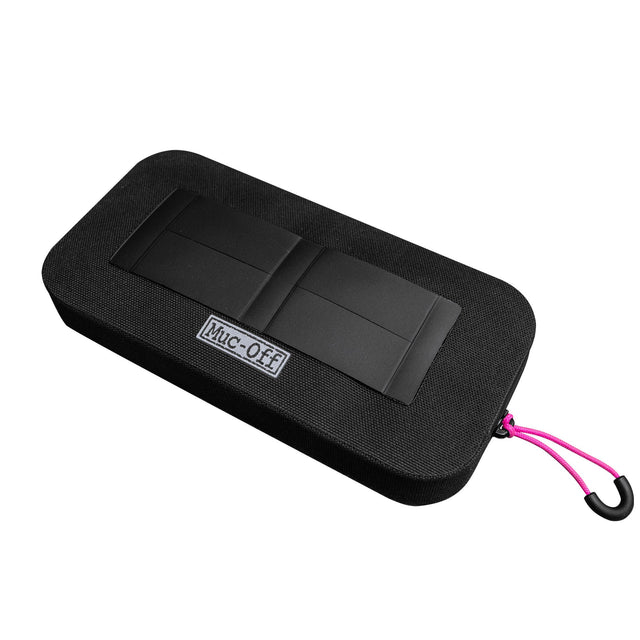 Muc-off Essentials Case wasserdichtes Essential Case schwarz
