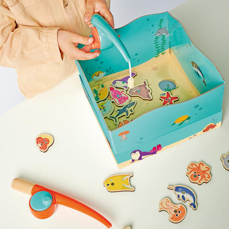 Simba Angelspiel aus Holz, Lernspielzeug, Aquarium, Magnet-Angelrute, 19-teilig.