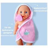 Neugeborenes Baby Badpop muss ein Bad nehmen