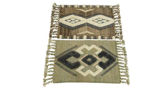 Wool rug 2col ass assorted 60x90cm