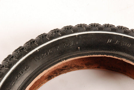 Volare-Reifen - 12 Zoll - Spikes - Schwarz - Kinderfahrrad