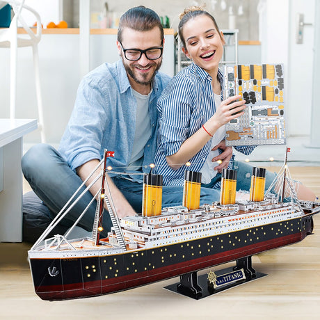 Kubisches lustiges 3D-Puzzle Titanic mit LED-Beleuchtung – 266 Teile.