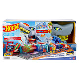Hot Wheels City Shark Attack in the Car Wash – mit Spielzeugauto mit Farbüberraschung