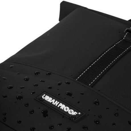 Urbansicherer recycelter Einzelfahrradbeutel Urban Proof Rolltop 20 Liter 30 x 15 x 42 cm - schwarz