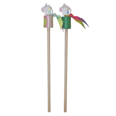 Holzstab mit Einhorn-Tanzband