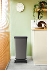 Rotho Paso Treteimer 40l Graphit