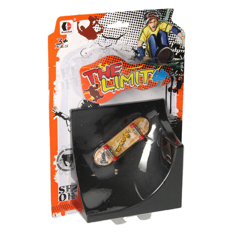 Fingerskateboard mit Stuntrampe
