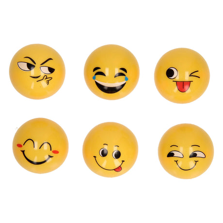 Lächelndes Gesicht zurückziehen