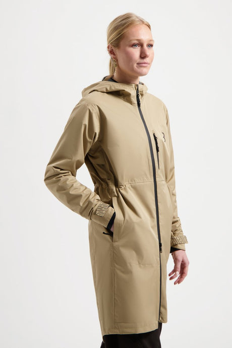 Bbb cycling regenjas dames waterdicht - rainshield parka - 10 tot 20 °c - ventilerend - lang model fietsjas unisex - beige camel - m - bbw-471