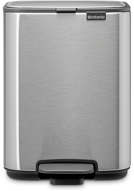 Brabantia Bo Treteimer – 4 Liter – Badezimmer – mattierter Stahl, fingerabdrucksicher
