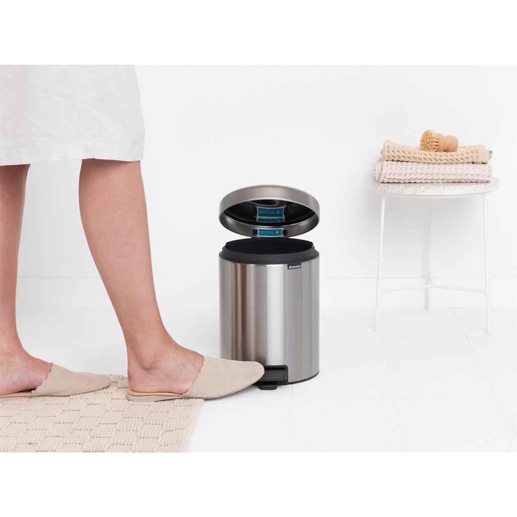 Brabantia Treteimer Newicon 5l mattierter Stahl