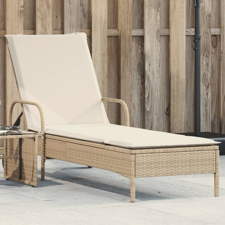 Vidaxl ligbed met wielen en kussen poly rattan beige