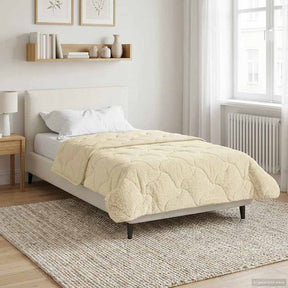 Vidaxl winter dekbed 155 x 220 cm winter crème ademend
