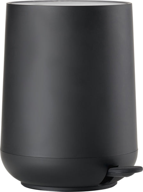 Zone Denmark Nova Treteimer – Abfalleimer Badezimmer Soft Close – Kleiner Abfalleimer – Toiletten-Badezimmer-Zubehör – Kunststoff – 5 Liter – 29 x 23 cm – Schwarz