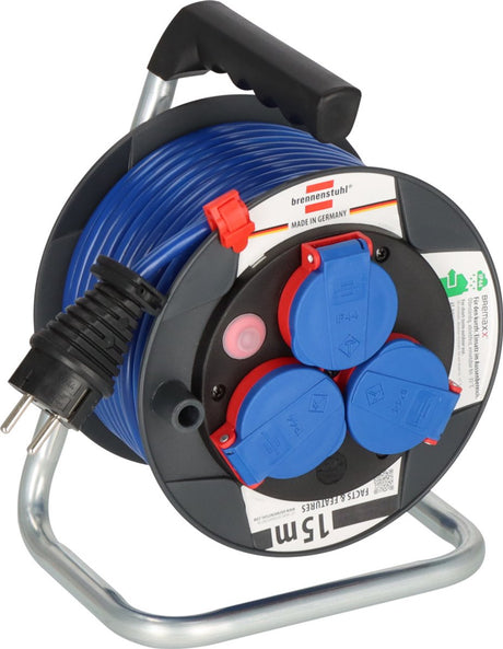 Brennerstuhl garantiert kompakte IP44-Kabeltrommel (15m Kabel in Blau, Spezialkunststoff, kurzfristiger Außeneinsatz, Made in Germany)