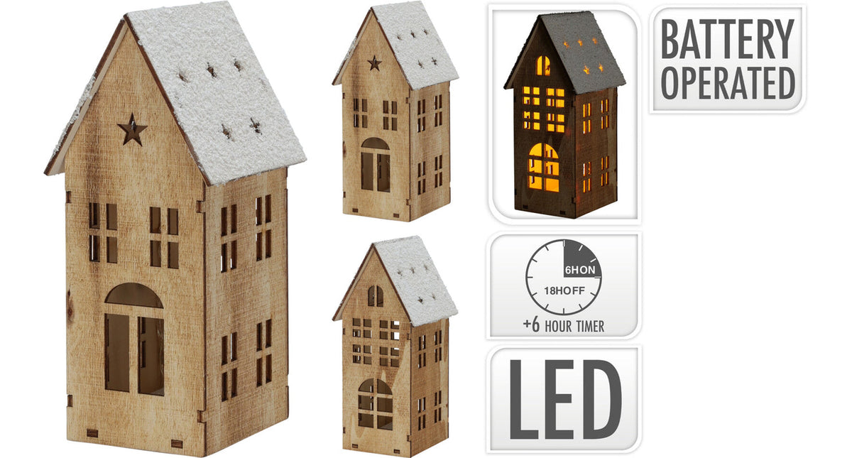 Houten huis + sneeuw 8x9x18cm met led timer excl. 2x aaa 2 assortie