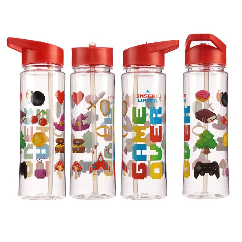 Spiel über nachhaltige 550-ml-Wasserflasche mit Flip-Strohhalm