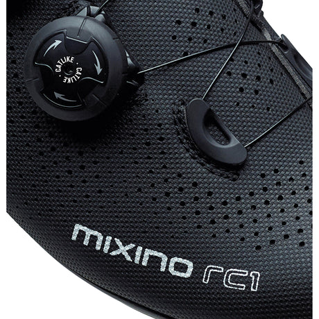 Katzenartige Rennschuhe Mixino RC1 Carbon Größe 43 schwarz