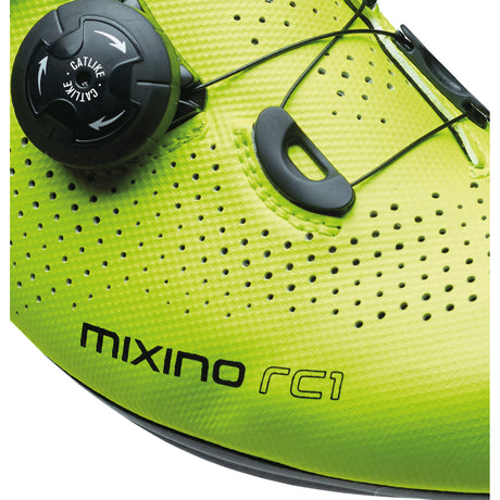 Katzenartige Rennschuhe Mixino RC1 Carbon Größe 45 Fluo