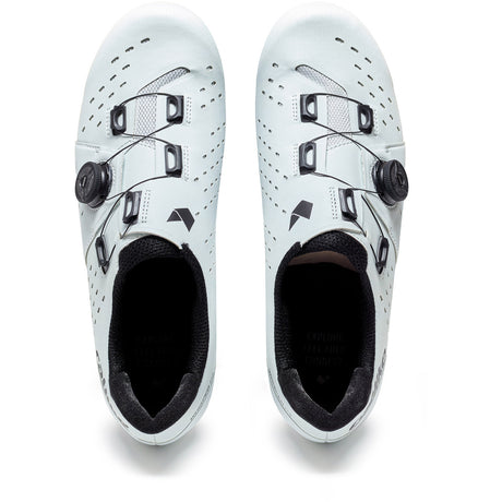 Buzaglo katzenartige Rennschuhe Whisper R2 Größe 42 weiß