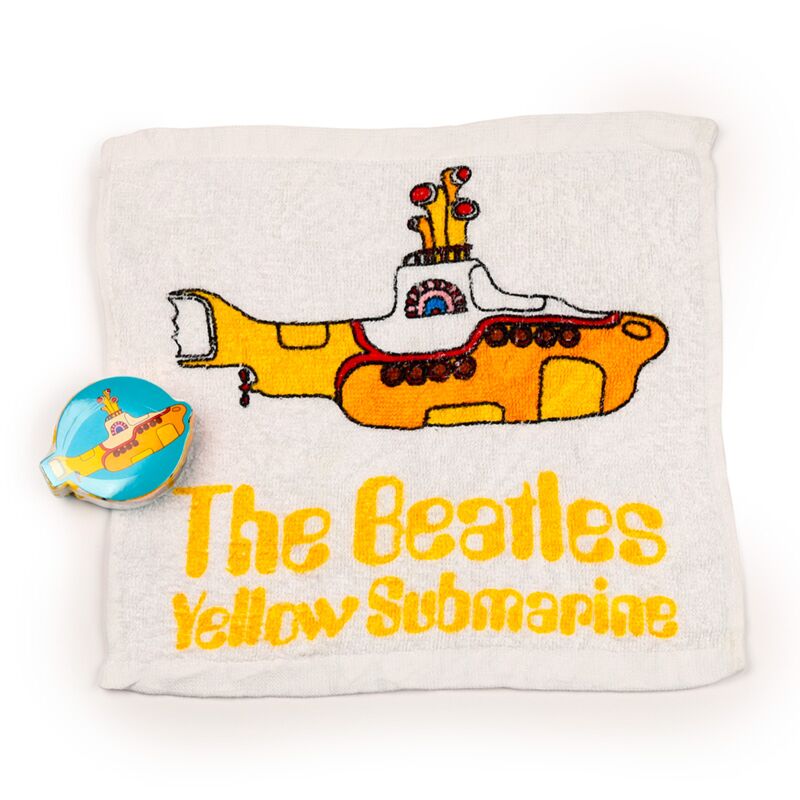 Das kompakte Reisehandtuch „The Beatles Yellow Submarine“.