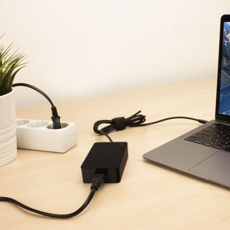 Act USB-C Laptop-Ladegerät AC2005 schwarz 45 x 180 mm