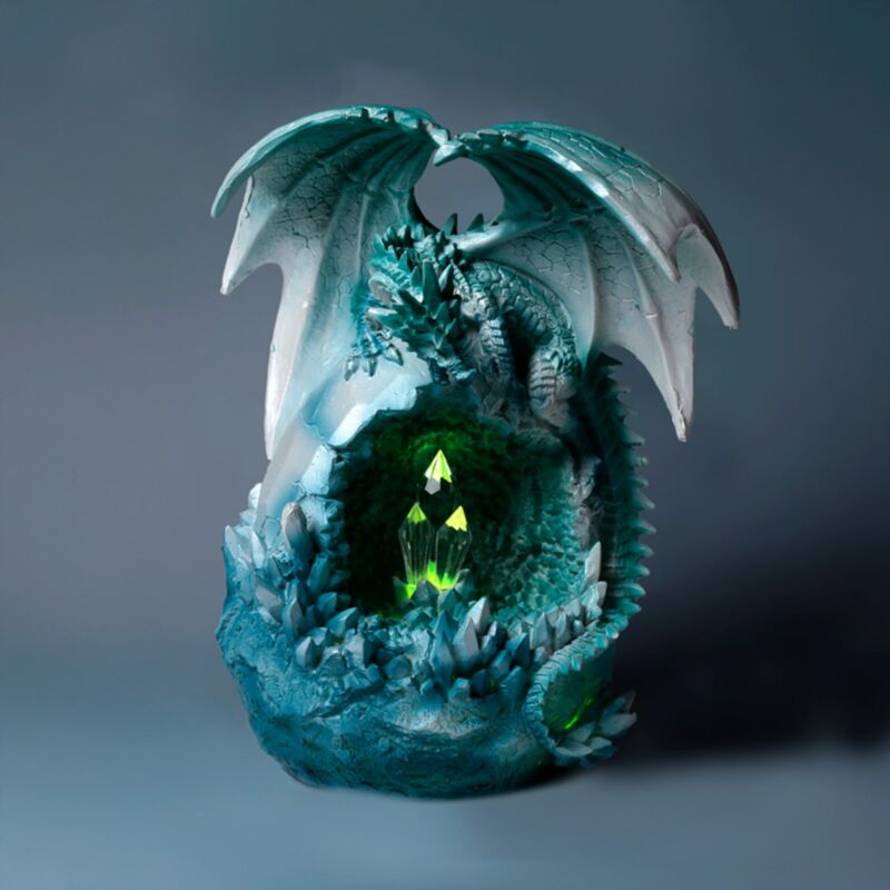 Dunkle Legenden führten den Kristall-Eishöhlen-Drachen an