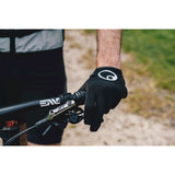 Ergon Handschuh HE2 evo mt s