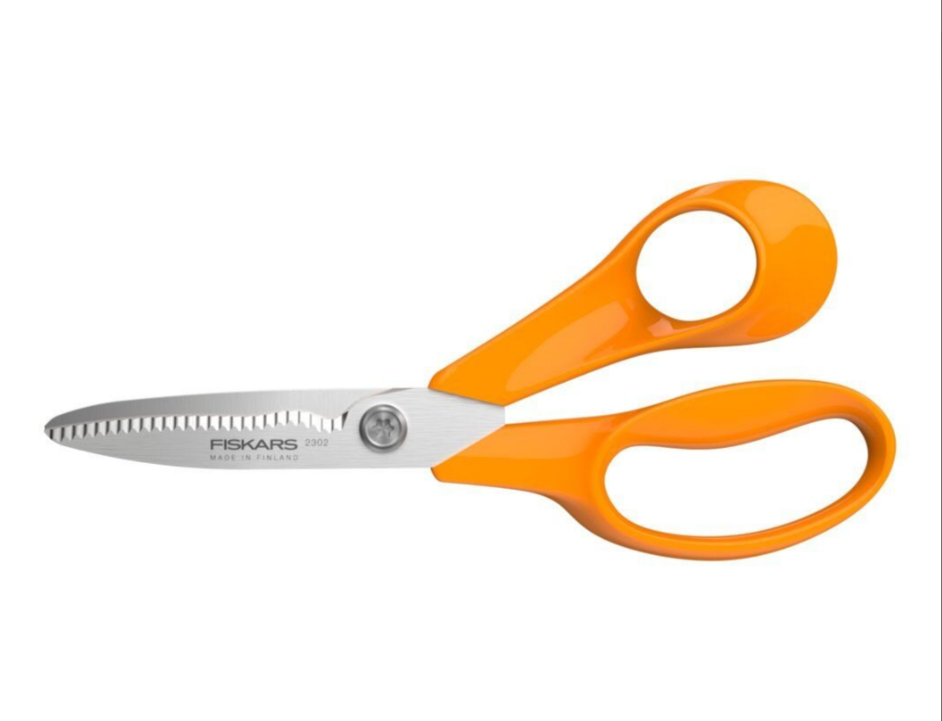 Fiskars universele klassieke schaar 18cm 1001555