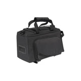 Eine abnehmbare Gepäckträgertasche in Schwarz