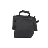 Eine abnehmbare Gepäckträgertasche in Schwarz