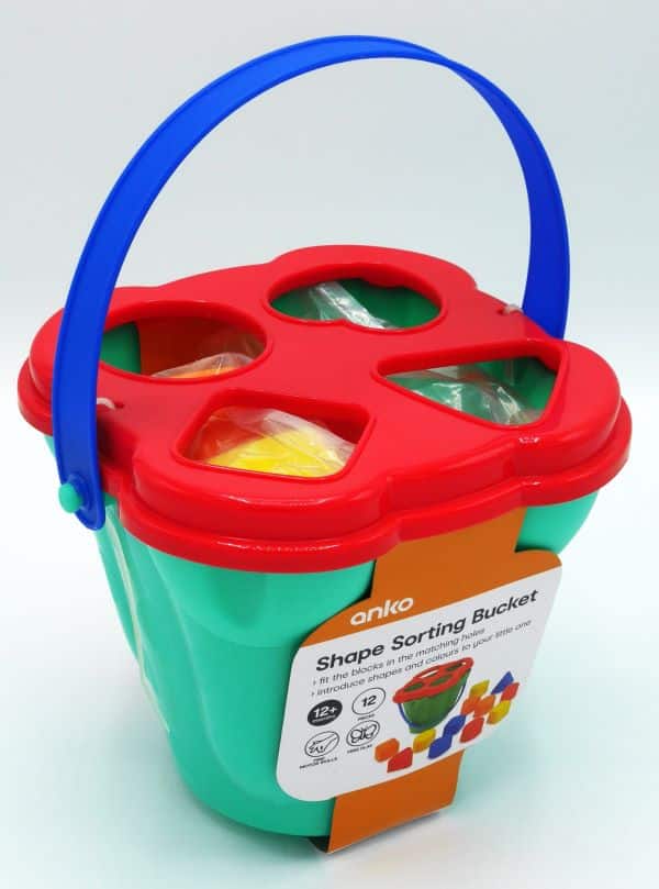 Eintopfeimer in Playgo-Form mit 12 Würfeln