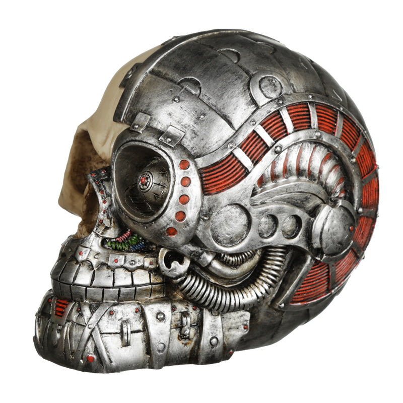 Wohnaccessoire im Steam-Punk-Stil mit Totenkopf und halbem Roboterkopf