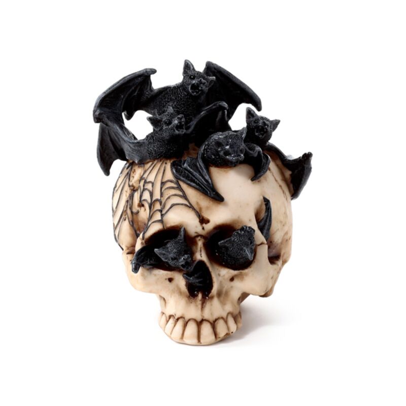 Totenkopf mit Fledermäusen im Inneren