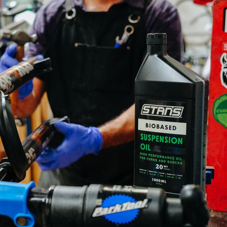 Stans Stans biobasiertes Federungsöl – 5 Gew. – 1 l