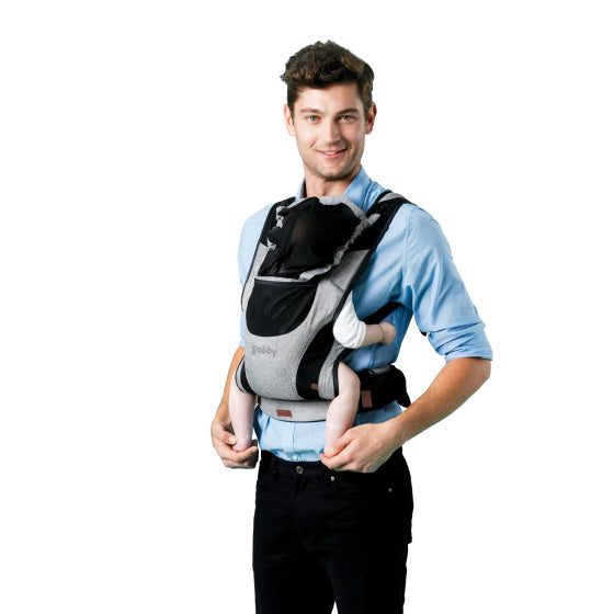Chipolino Bobby Ergonomische Babytrage mit Motorhaube grau